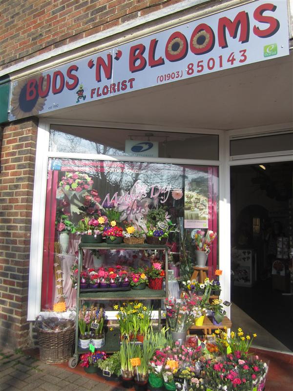 Delivery Info Buds n Blooms East Preston West Sussex